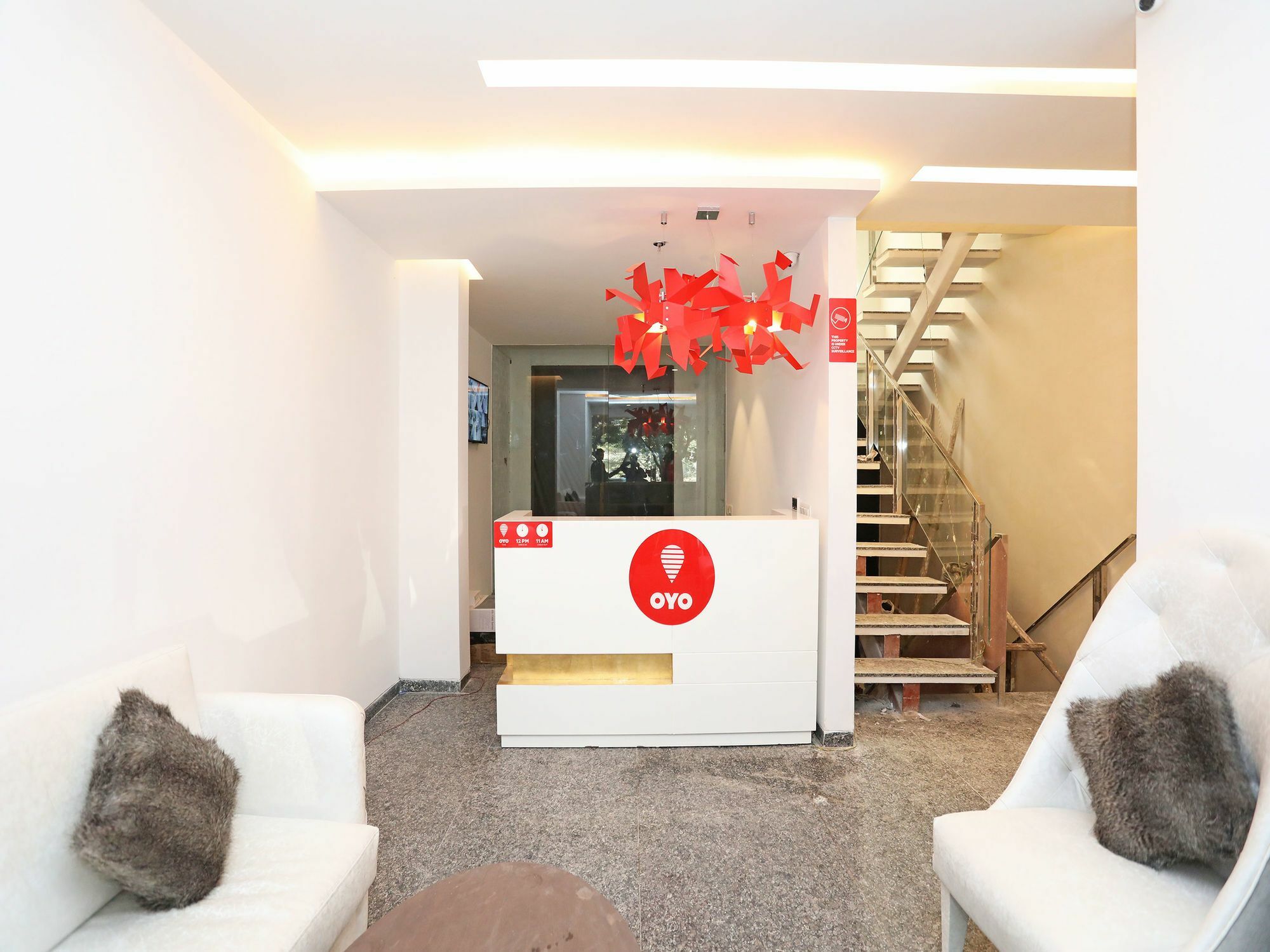 Oyo 11071 Hotel Tisya Дели Экстерьер фото