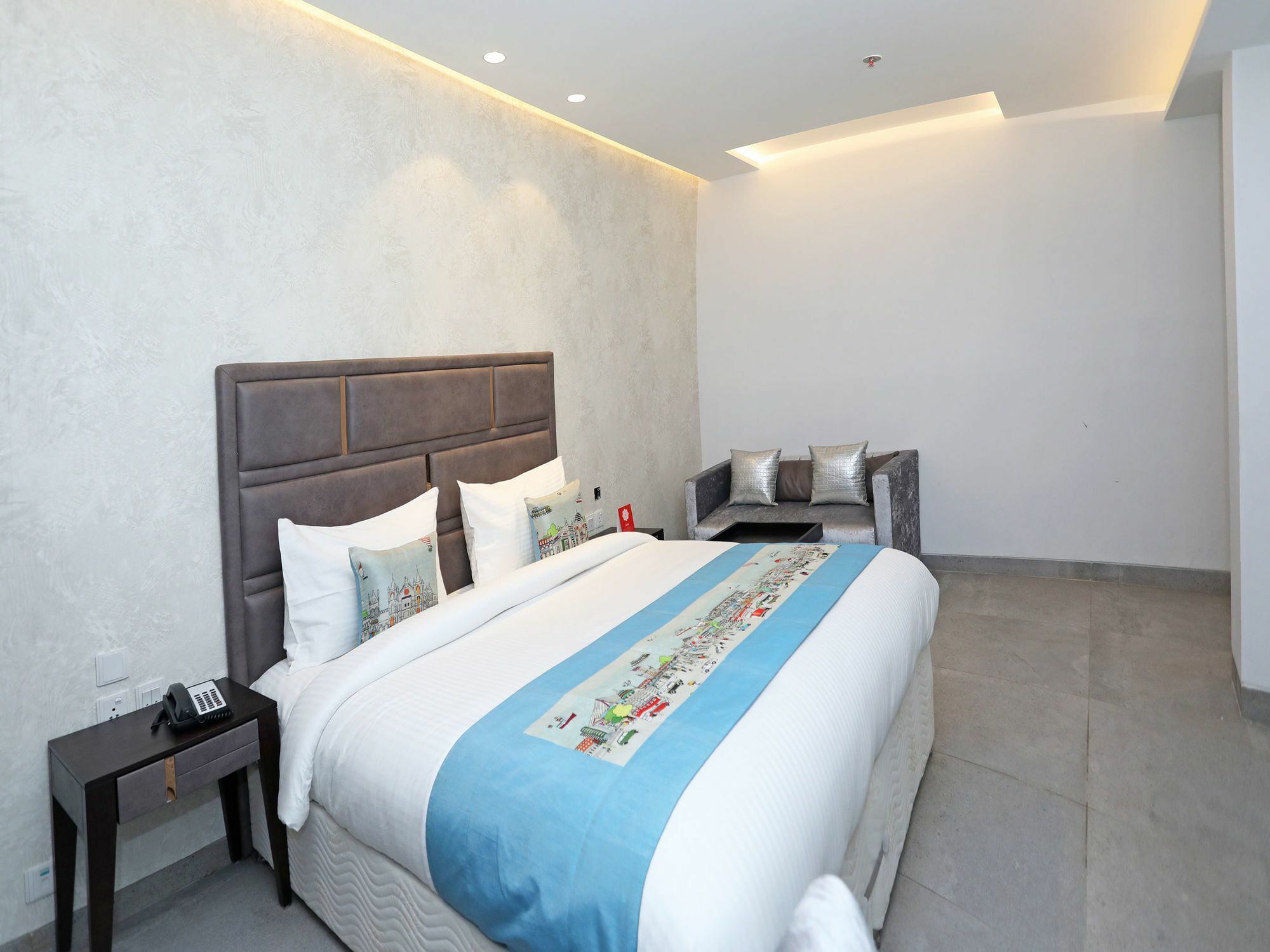 Oyo 11071 Hotel Tisya Дели Экстерьер фото